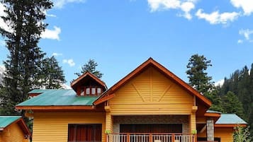 Fachada de la propiedad