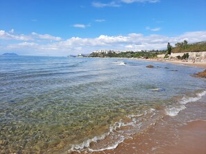 Beach nearby, sun loungers - CASA AROMATIQUE VILLA ITRI-SPERLONGA WITH PRIVATE POOL (ITRI)