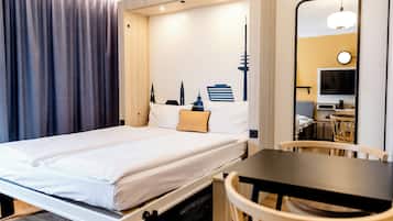 Zimmer, 1 Queen-Bett | Allergikerbettwaren, Verdunkelungsvorhänge, Bettwäsche
