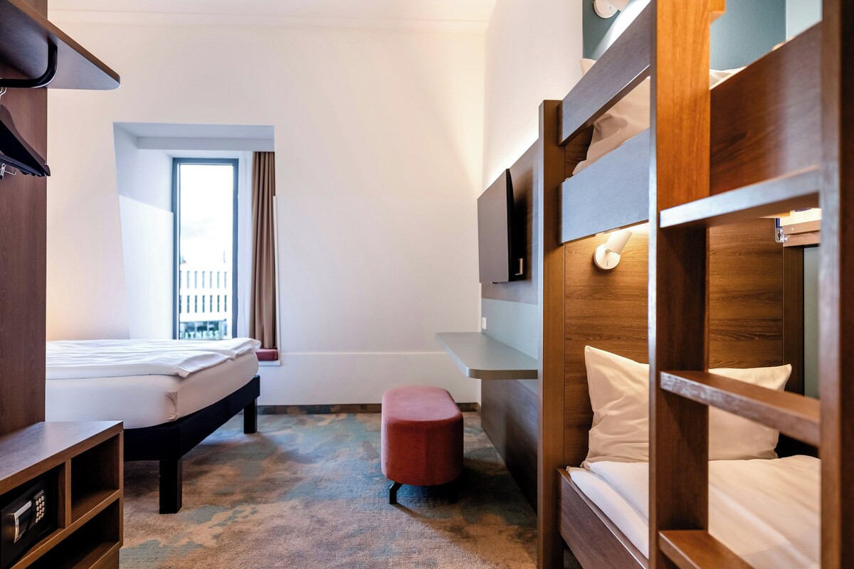 Family Quadruple Room, 1 Bedroom (Family Room - Double + Bunkbed) | Hypo-allergenic bedding available, blackout drapes, bed sheets
