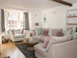 Cottage | Living room