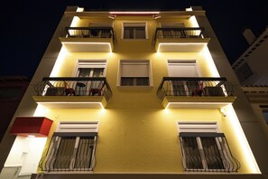 Exterior detail - Comfy 2Bedroom apartment at the foothills of Acropolis  (Athina)