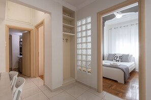 2 bedrooms, iron/ironing board, free WiFi, bed sheets - Comfy 2Bedroom apartment at the foothills of Acropolis  (Athina)