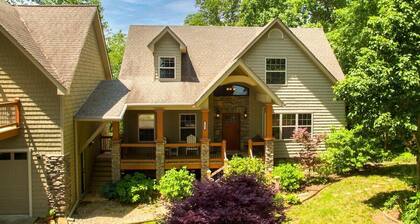 Respite Ridge - Game Room-Fireplace-Stunning View