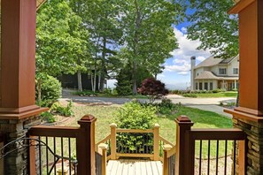 Property grounds - Respite Ridge - Game Room-Fireplace-Stunning View (Young Harris)