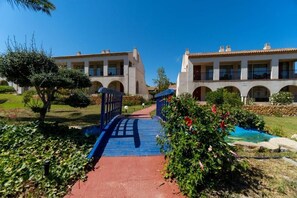 Property grounds - LOL Hotel & Resort (L'Alfas del Pi)