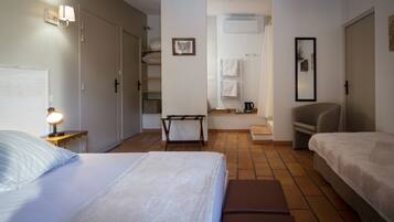 2 slaapkamers, een strijkplank/strijkijzer, gratis wifi, beddengoed