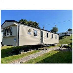 Exterior - Caravan - Sleeps 6 & Parking (St Leonards-On-Sea)