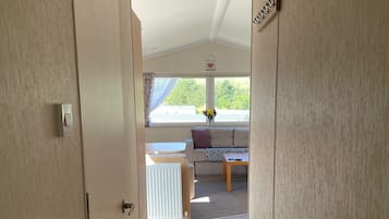 Cabin | 3 bedrooms, iron/ironing board, free WiFi, bed sheets