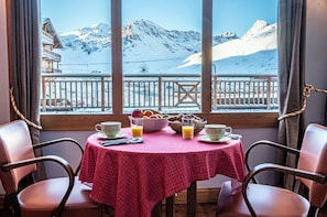 Petit-déjeuner compris