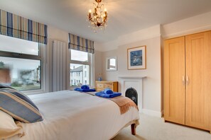2 chambres, fer et planche Ă repasser, Wi-Fi gratuit, draps fournis