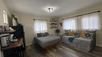 1 sovrum, strykjärn/strykbräda, gratis wi-fi och sängkläder