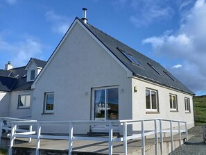 Exterior - 3 bedroom accommodation in Staffin, near Portree (Staffin, near Portree)