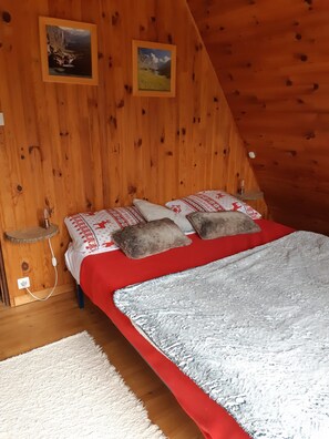 2 chambres, fer et planche à repasser