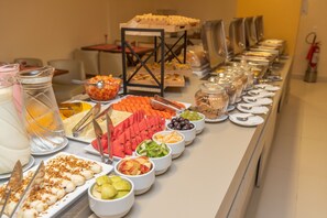 Desayuno buffet incluido todos los días 