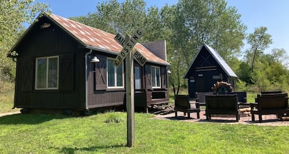 Iron Horse Lakes - remote getaway near Wichita, Newton and Hutchinson, KS