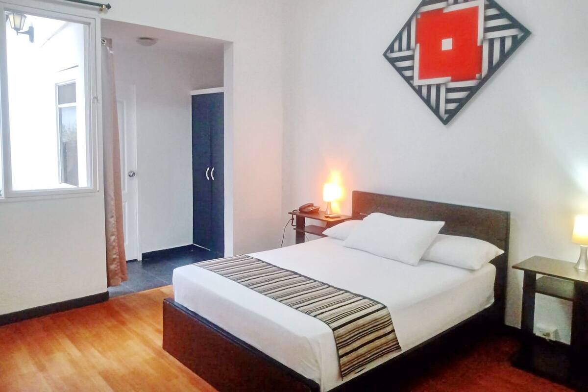 Standard Double Room | Free WiFi, bed sheets