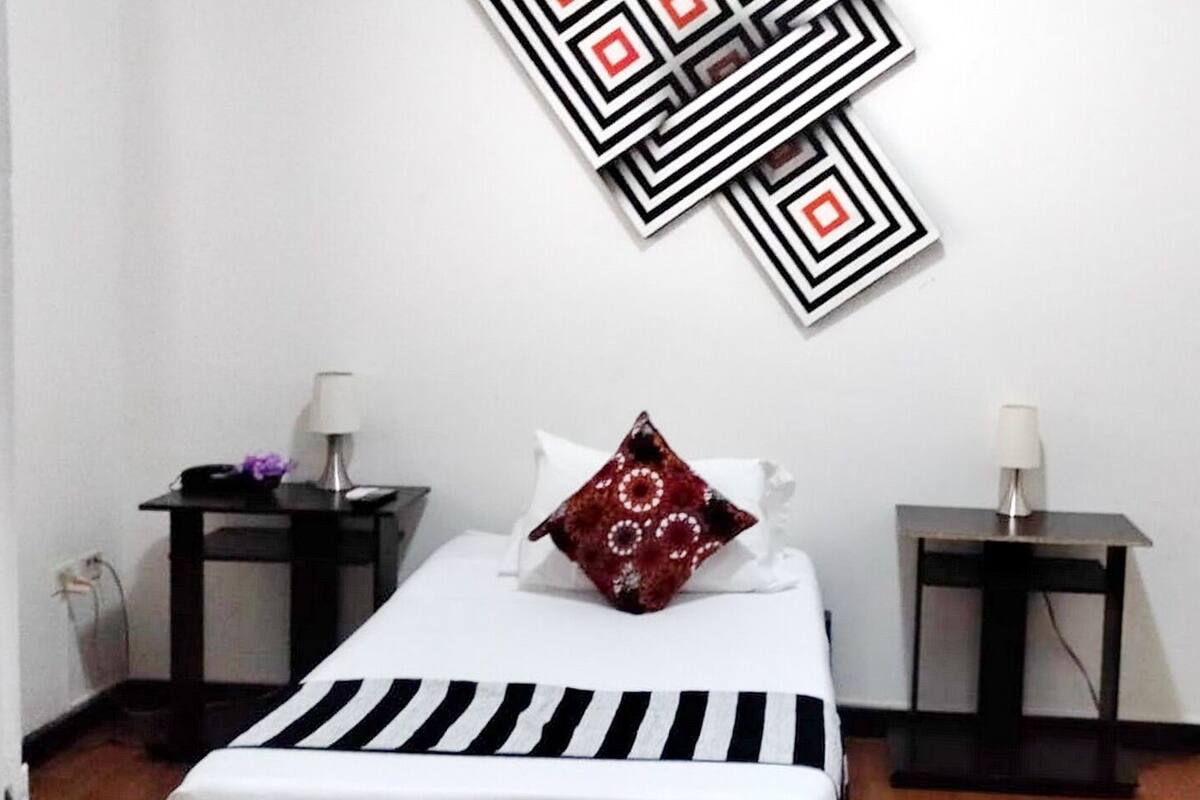 Standard Single Room | Free WiFi, bed sheets