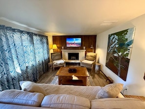 Smart TV, books