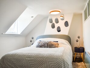 2 quartos, Wi-Fi de cortesia, roupa de cama