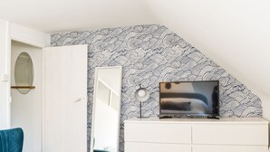 2 bedrooms, WiFi (free), bed sheets - The Photographer's House (Southwold)
