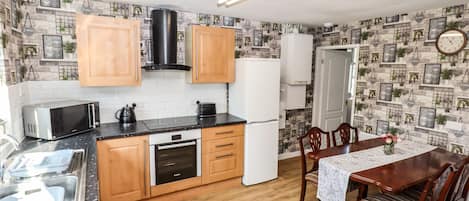 Cottage | Interior