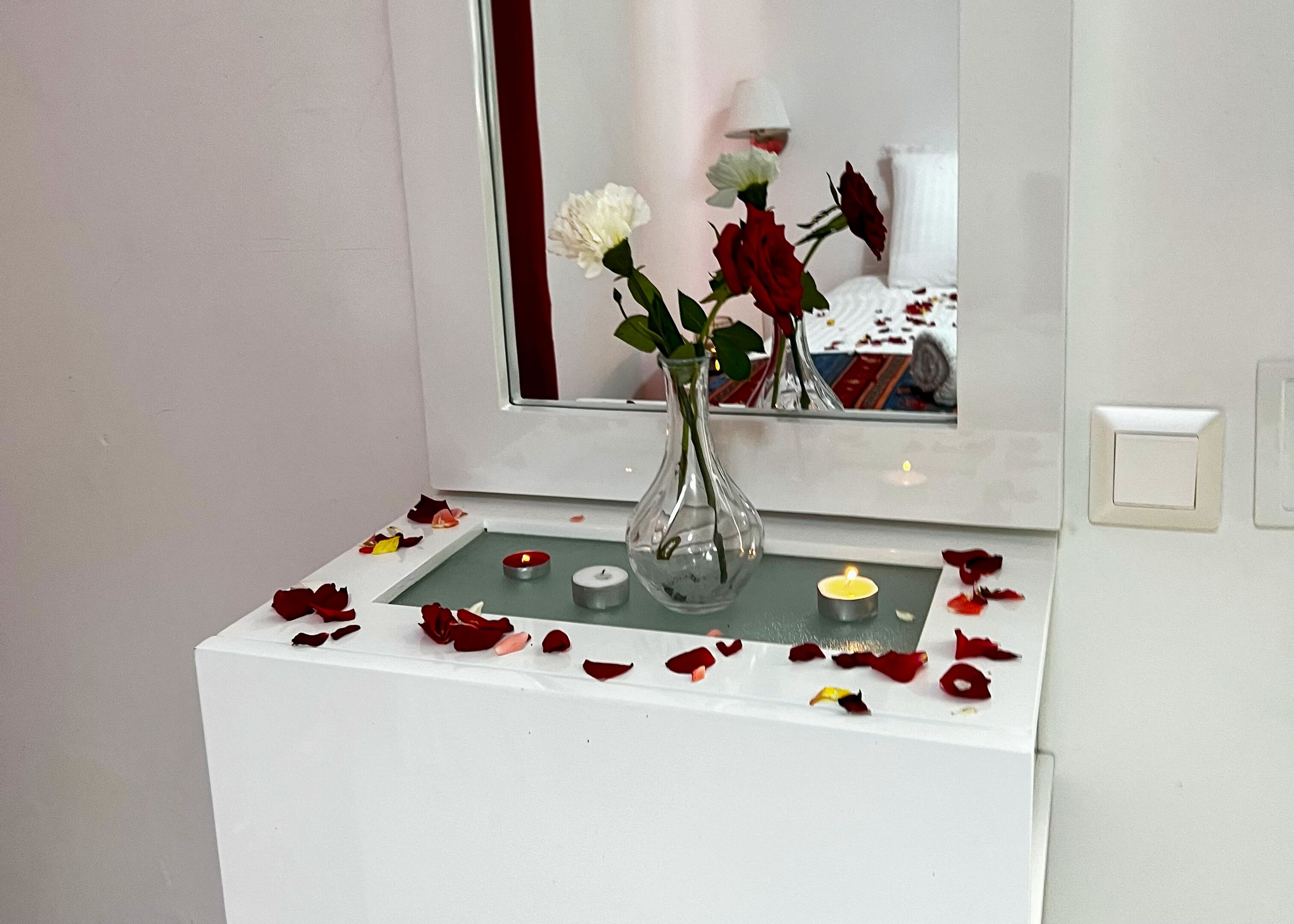 1 chambre, bureau, fer et planche à repasser, Wi-Fi gratuit