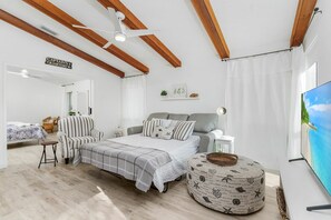 3 bedrooms, iron/ironing board, travel cot, WiFi