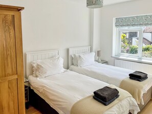 2 habitaciones, wifi gratis y ropa de cama