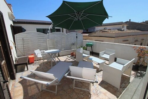 Seahouse On The Beach