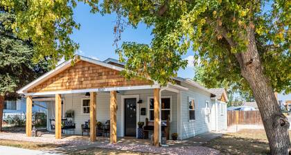 Charming cottage located in historic downtown Louisville.