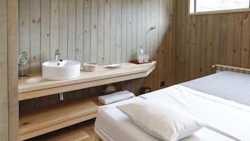 Sauna, hot tub, steam room, massages