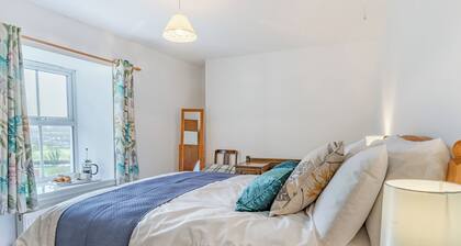 2 bedroom accommodation in Llandeilo