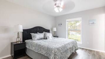 3 chambres, bureau, fer et planche Ă repasser, Wi-Fi gratuit