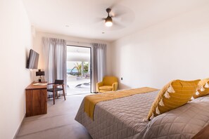 8 soverom, skrivebord, strykejern/-brett og wi-fi (inkludert)