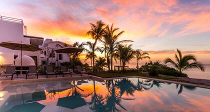 8 BDR BEACH FRONT VILLA- PRIVATE CHEF- RETREATS- WEDDINGS-FAMILY GATHERINGS-GOLF