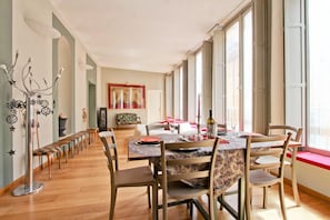 Dining - LOGGIA SUITE COLOSSEUM - Domus Ciancaleoni Apartments (Roma)