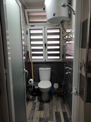 Shower, towels - Pool view apartment for your vacation (Saidia)