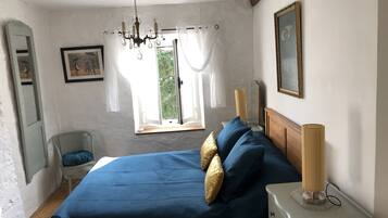 Comfort Double Room, Ensuite, Garden View (Geais)