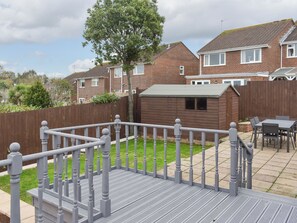 Outdoor dining - 3 bedroom accommodation in Weymouth (Weymouth)