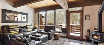 Alpine Manor Retreat Mountain Relaxation