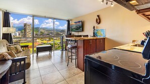 Condo, 1 Queen Bed with Sofa bed, Kitchen, Mountain View | Mountain view - Aloha Lani #1709 (Honolulu)