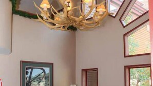 Interior - Aspen Creek #113 - Family Friendly Condo (Mammoth Lakes)