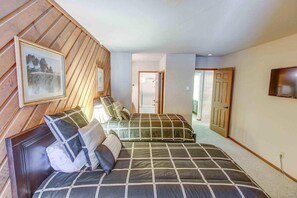 2 habitaciones, decoración personalizada y muebles diferentes