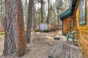 Property grounds - Badger Basin (South Lake Tahoe)