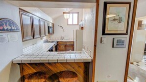 Condo, 1 King Bed with Sofa bed, Patio, Mountain View (Aspen Creek #401) | Private kitchen - Aspen Creek #401 - Year-round Outdoor Activities (Mammoth Lakes)