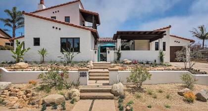 Casa de Lujo - Spanish Seaside Retreat