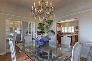 Nhà, nhiều giường, ban công, quang cảnh một góc biển | Bếp riêng | Tủ lạnh, lò vi sóng, lò nướng, bếp nấu