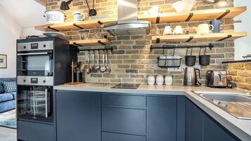 Dishwasher, highchair