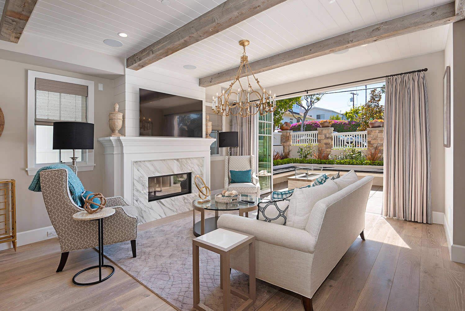 House, Multiple Beds, Hot Tub, Ocean View | Living room | 40-inch flat-screen TV with cable channels, TV, fireplace